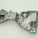 OEM Volvo S80 II 2.4D alternatora kronšteins 31316673
