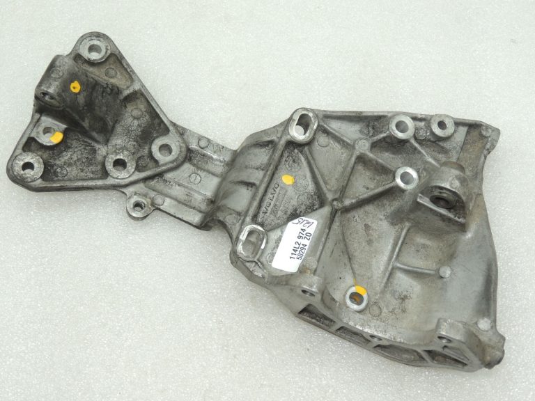 OEM Volvo S80 II 2.4D alternatora kronšteins 31316673