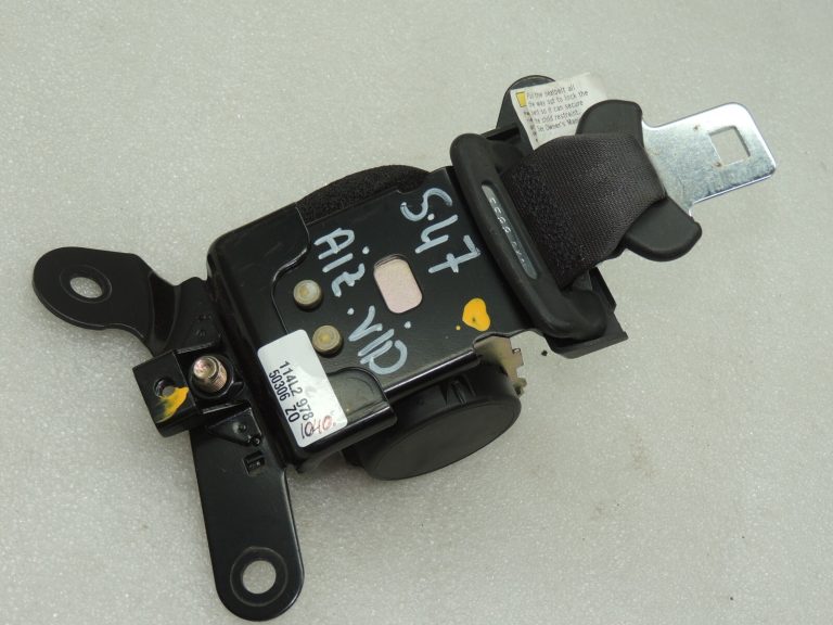 OEM Suzuki Grand Vitara II aizmugurējā centrālā drošības josta 84906-65DM0-FL5