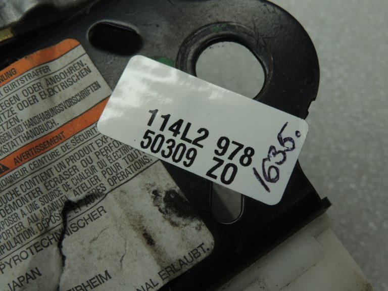 OEM Suzuki Grand Vitara II drošības josta priekšējā labā 84902-82DL1-LA5