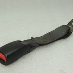 OEM Suzuki Grand Vitara II Aizmugures drošības jostas sprādze, labā 8490482DN0LA5