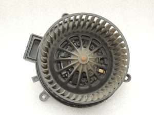 Genuine Chrysler Grand Voyager V heater blower motor Blower motor 5183147AA