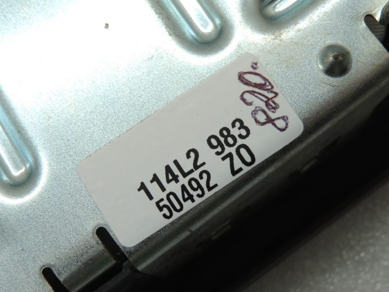 Suzuki Swift I Drošības modulis priekšējā kreisā sēdekļa modulis 85850-62J00-S1S