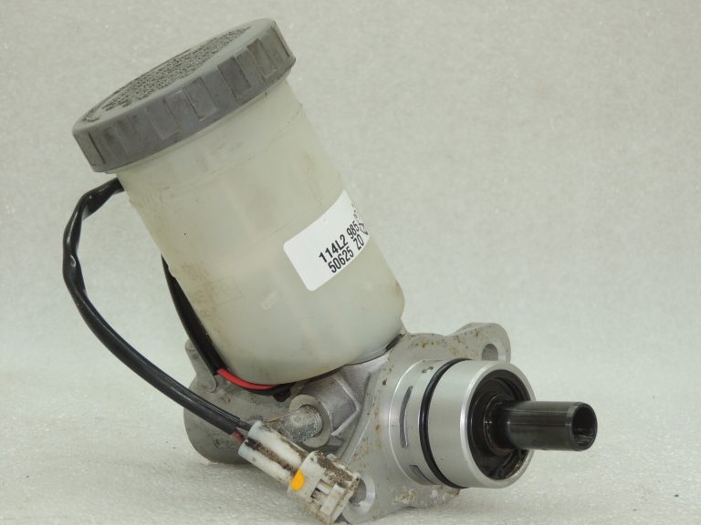 OEM Suzuki Jimny 1.3i M13A bremžu galvenais cilindrs 5110081A62