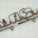 OEM Suzuki Grand Vitara III 1.9 dīzeļa degvielas iesmidzināšanas kolektors 15731-67JH1