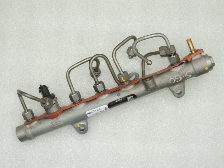 OEM Suzuki Grand Vitara III 1.9 dīzeļa degvielas iesmidzināšanas kolektors 15731-67JH1