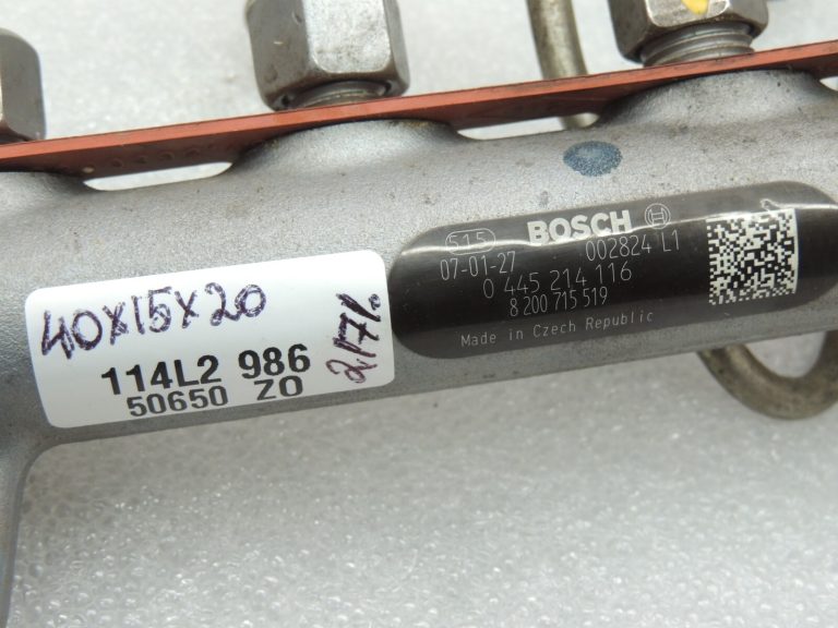 OEM Suzuki Grand Vitara III 1.9 dīzeļa degvielas iesmidzināšanas kolektors 15731-67JH1