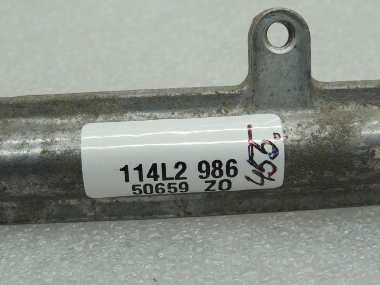 OEM Suzuki Grand Vitara 2.0i degvielas iesmidzināšanas kolektors 15700-65810