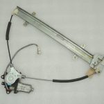 OEM Suzuki Grand Vitara Mk2 priekšējais labās puses logu motors 83401-65D10