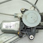 OEM Suzuki Grand Vitara Mk2 priekšējais labās puses logu motors 83401-65D10