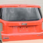 Jeep Renegade BU aizmugurējā bagāžnieka vāka krāsa OMAHA ORANGE VR-562/B