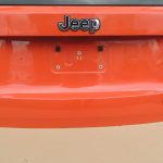 Jeep Renegade BU aizmugurējā bagāžnieka vāka krāsa OMAHA ORANGE VR-562/B