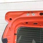 Jeep Renegade BU aizmugurējā bagāžnieka vāka krāsa OMAHA ORANGE VR-562/B