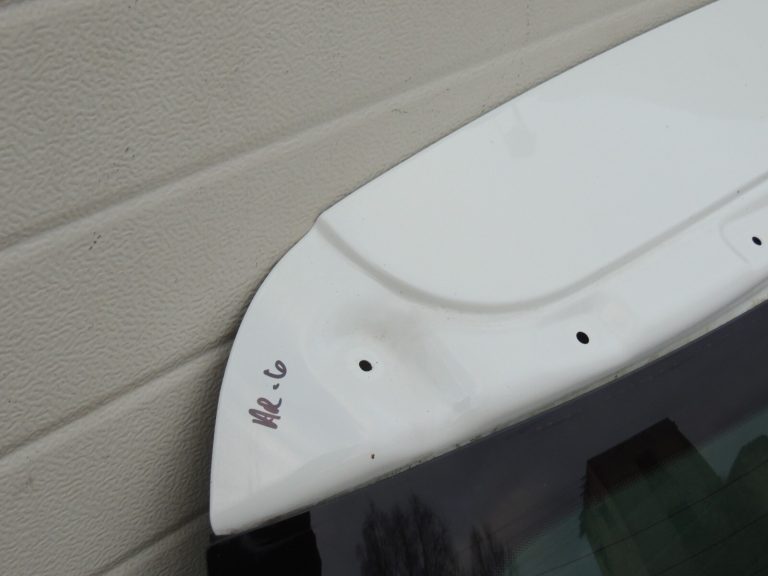 Alfa Romeo Giulietta 940 aizmugurējā bagāžnieka vāka krāsa 296 BIANCO GHIACCIO