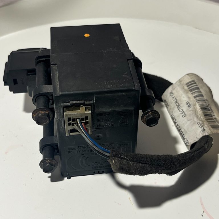 Volvo V70 III aizdedzes slēdzene LHD 31268326