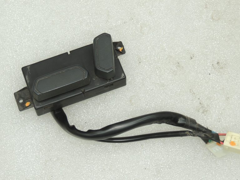 OEM Ford Ranger P375 sēdekļa regulēšanas slēdzis priekšējais kreisais 1750764 AB39-14B709-AA3A06