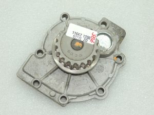 Volvo V70 II 2.4i Dzesēšanas šķidruma sūknis 30751700