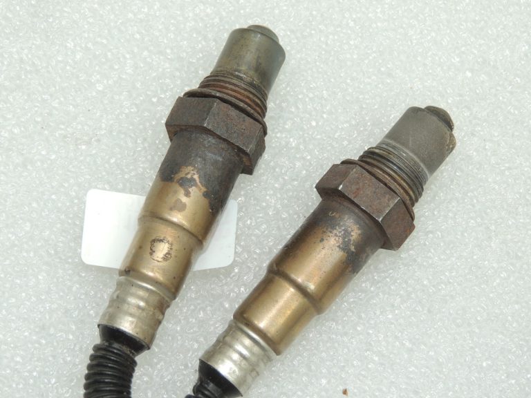 OEM Volvo S40 II 1.8i Lambda sensoru komplekts 30650780 8653653