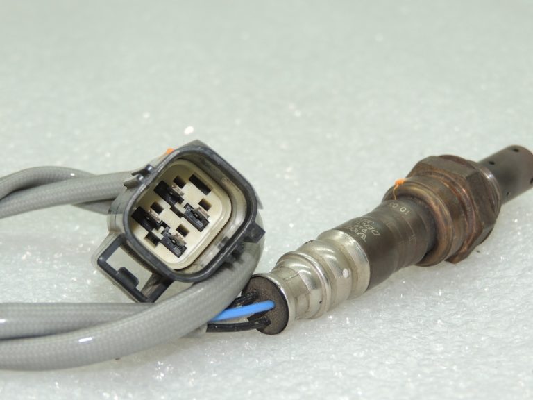 OEM Volvo V70 II 2.4i 2002 Priekšējais lambda sensors B5244S2 9497252