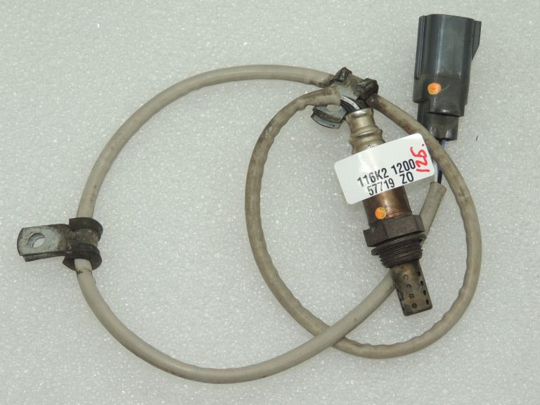 OEM Volvo V70 II 2.4i 2002 aizmugurējais lambda sensors B5244S2 8627600