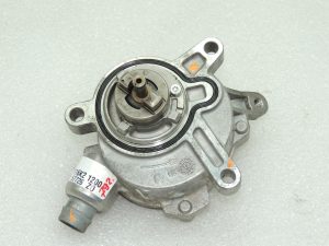 OEM Volvo V50 2.4D vacuum pump Vacuum pump 31375106