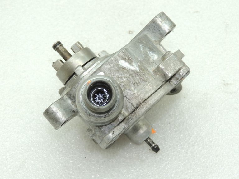 OEM Volvo V50 2.4D vakuumsūknis Vakuumsūknis 31375106