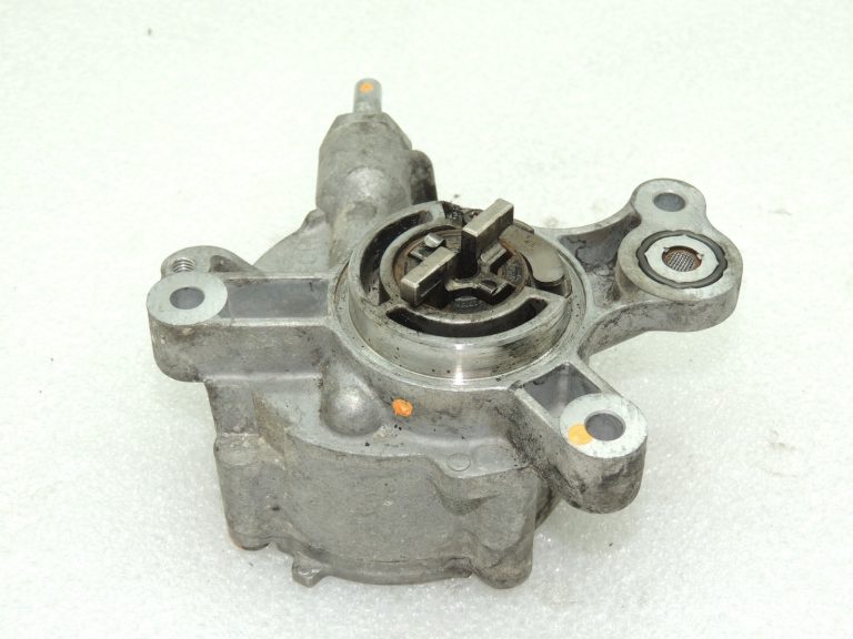OEM Volvo V50 2.0D vakuumsūknis Vakuumsūknis 30725859