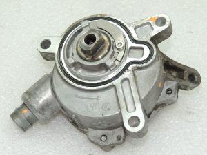 OEM Volvo V70 2.4TDI vacuum pump Vacuum pump 31375106