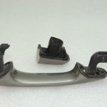 OEM Volvo V70 III ārējā aizmugurējo kreiso durvju rokturis OYSTER GREY PEARL 39879658