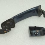 OEM Volvo S40 II ārējais priekšējo durvju kreisais rokturis BARENTA ZILS METĀLS 39879658