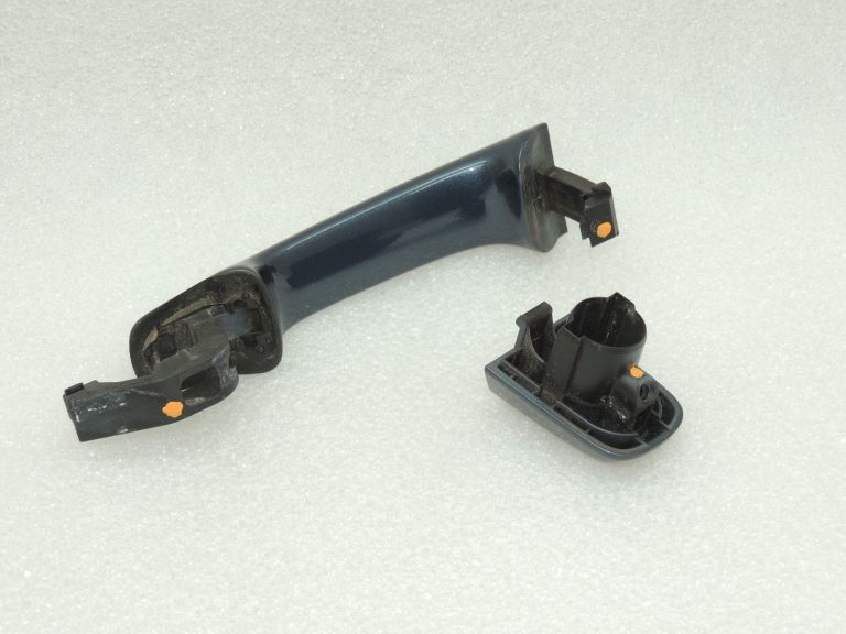 OEM Volvo S40 II durvju rokturis priekšējais ārējais labās puses BARENTA ZILS METĀLS 39879658