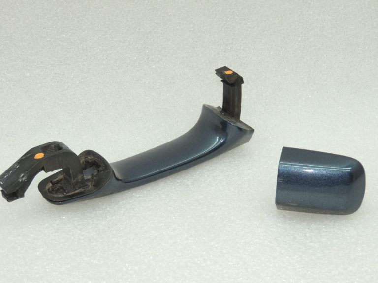 OEM Volvo S40 II durvju rokturis priekšējais ārējais labās puses BARENTA ZILS METĀLS 39879658