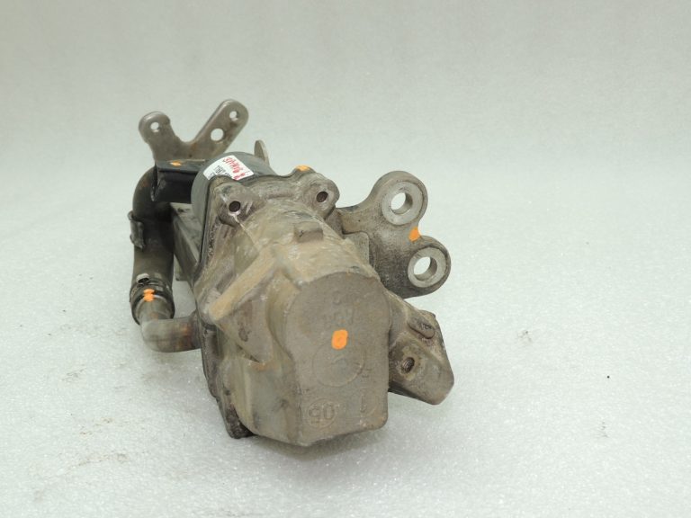 OEM Volvo XC70 II 2.4D EGR EGR vārsta dzesētājs 8627871, 36000974