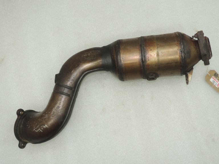 OEM Mercedes W212 E200 1.8i katalītiskais neitralizators A2711401308