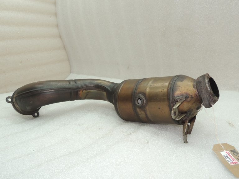 OEM Mercedes W212 E200 1.8i katalītiskais neitralizators A2711401308