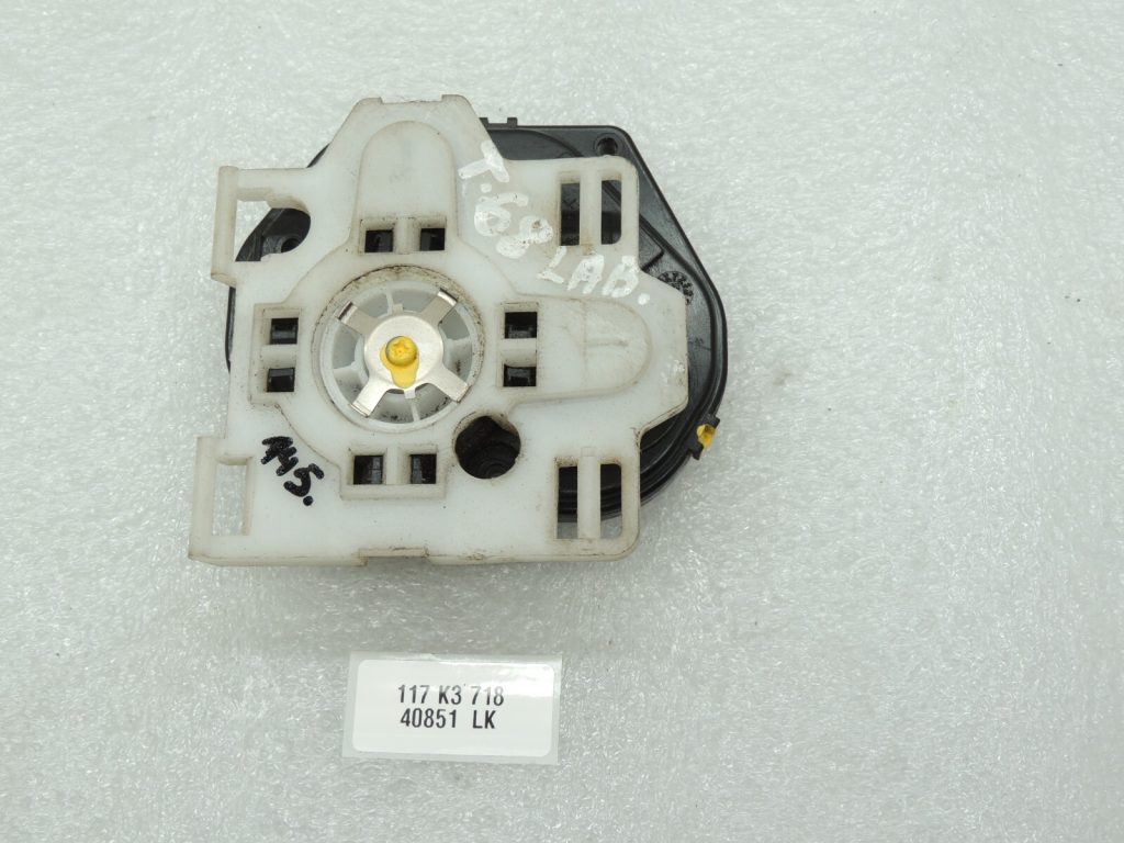Toyota Hilux VII mirror adjuster right Mirror Adjuster