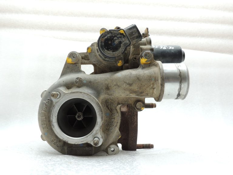 Toyota Hilux VII 2.5 D-4D 2KD-FTV turbokompresors 172010L071 172010L070 Turobcharger