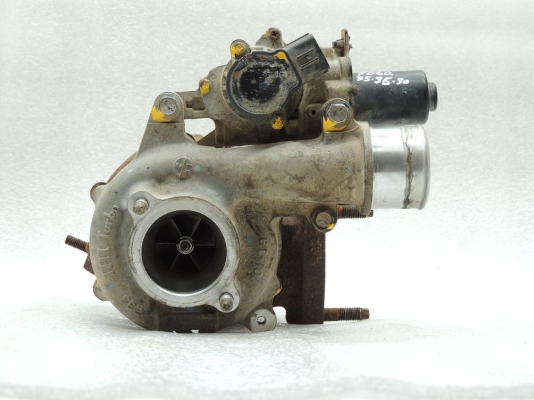 Toyota Hilux VII 2.5 D-4D 2KD-FTV turbokompresors 172010L071 172010L070 Turobcharger