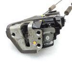 Toyota Avensis T27 Sedans Aizmugures kreiso durvju slēdzene 69060-05050 Aizmugures kreiso durvju slēdzene