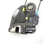 Toyota Avensis T27 Sedans Aizmugures kreiso durvju slēdzene 69060-05050 Aizmugures kreiso durvju slēdzene