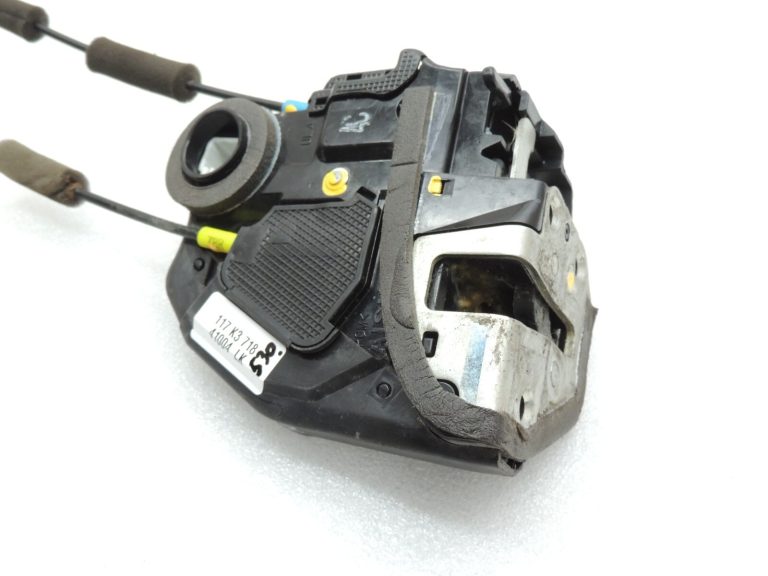 Toyota Avensis T27 Sedans Aizmugures kreiso durvju slēdzene 69060-05050 Aizmugures kreiso durvju slēdzene