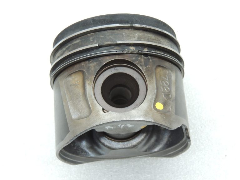 Opel Antara 2,2Cdti A22DM LNQ Virzuļa ar virzuļa gredzeniem 25183718 25195330 4818011