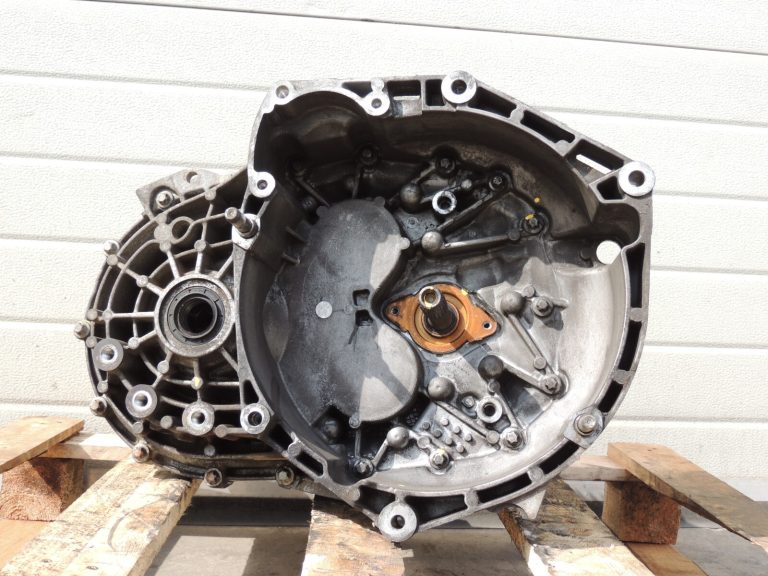 Alfa Romeo Giulietta 940 2.0JTD 140CV 6 pakāpju manuālā pārnesumkārba 55251725 55262795