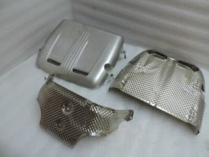 Mercedes W205 C63 AMG turbokompresora izplūdes siltuma vairogs Turbo izplūdes siltuma vairogs