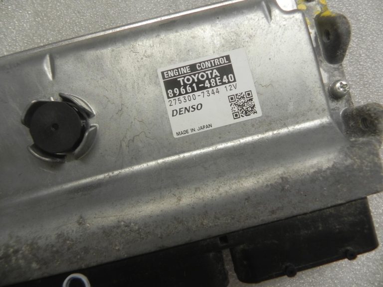 LEXUS RX270/350/450H 2GRFXE Motora vadības bloks 89661-48E40 ECU