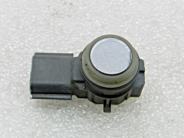 Renault Espace V Oriģinālais aizmugurējais PDC sensors GREY (TEKNG)
