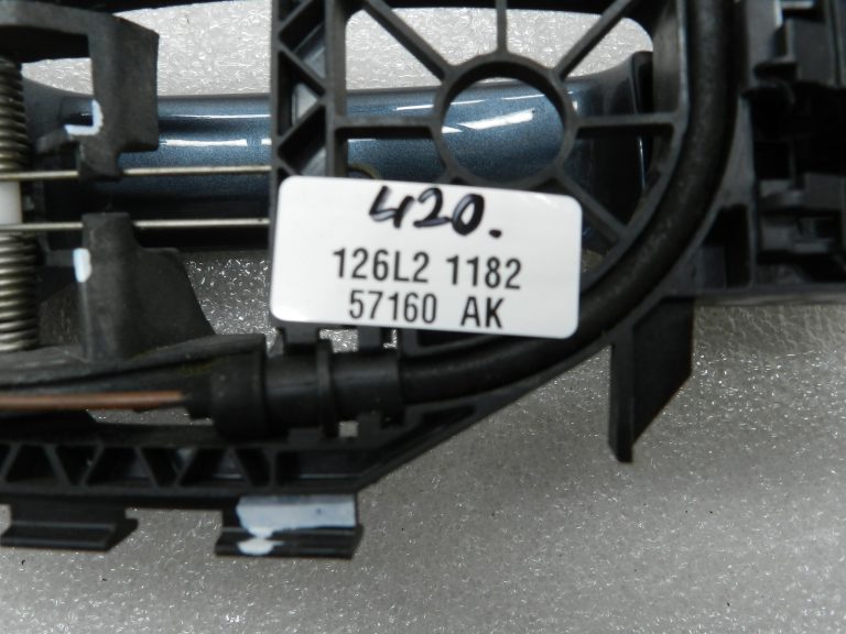 VW oriģināls rokturis ārējais aizmugurējais labais C9C9 K7X KRATZER!!!