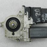 Volkswagen Bora Oriģināls aizmugurējā labā stikla motors