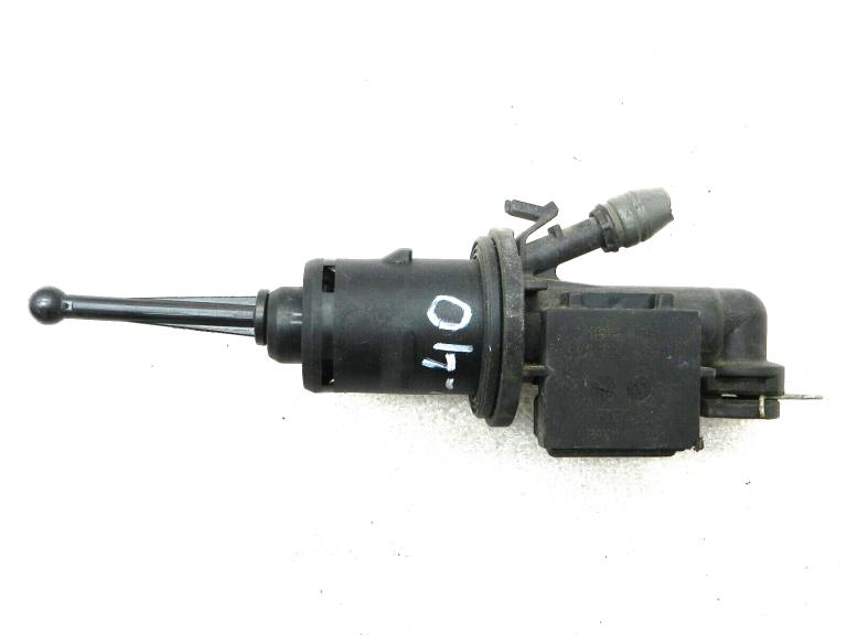 Volkswagen Passat 3C oriģinālais sajūga sūknis 3C0721388B