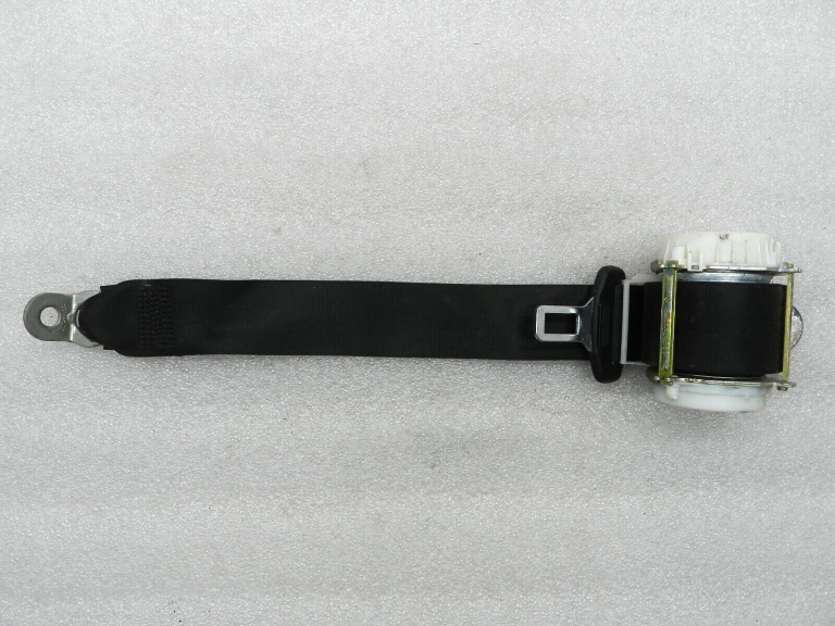 Audi A3 oriģinālā aizmugurējā drošības josta kreisā labā 8P0857805
